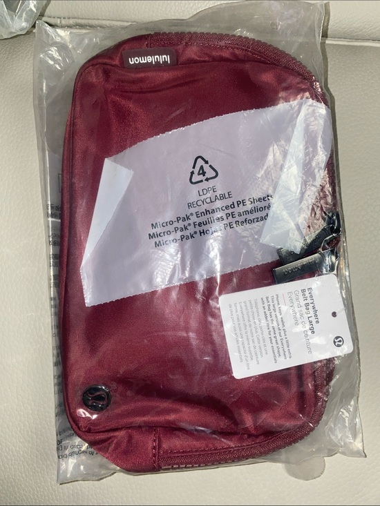 lululemon athletica Handbags - lululemon athletica everywhere belt bag